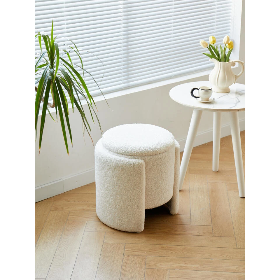 Pouf Met Witte Krullen In Scandinavische Stijl - Afbeelding 7